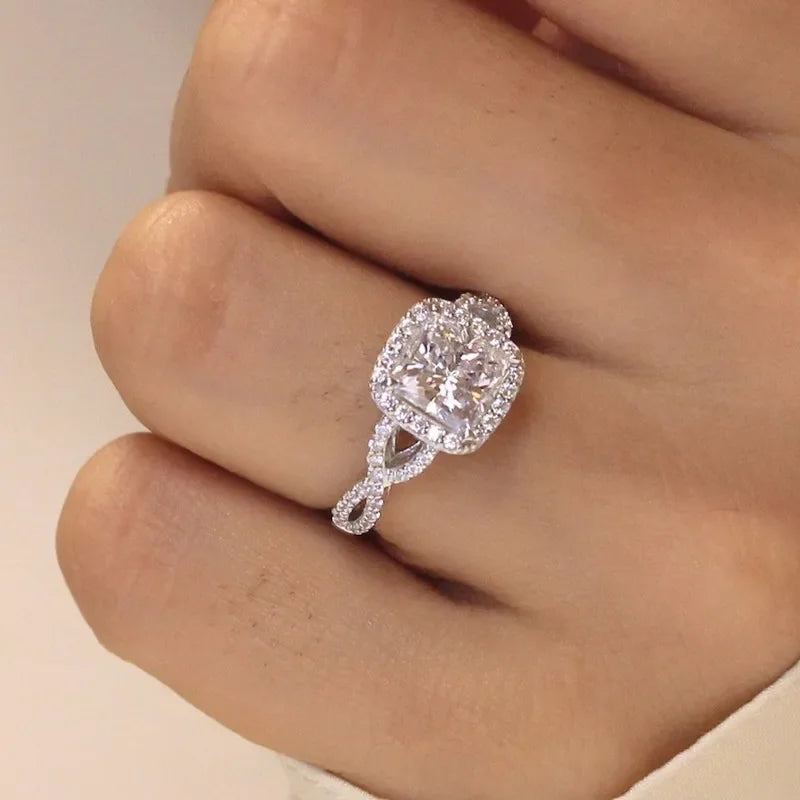 Lorna - Huitan Trendy Brilliant Cubic Zirconia Engagement Ring