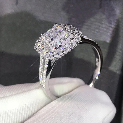 Lorna - Huitan Trendy Brilliant Cubic Zirconia Engagement Ring